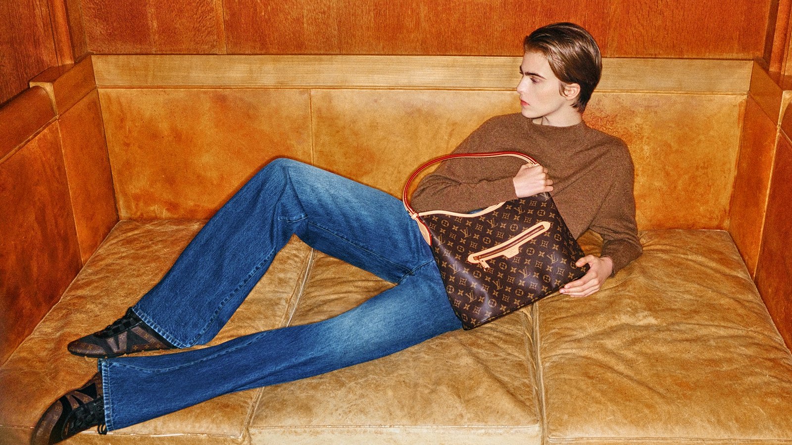 Louis Vuitton Artsy MM M41066 Black White Navy Red