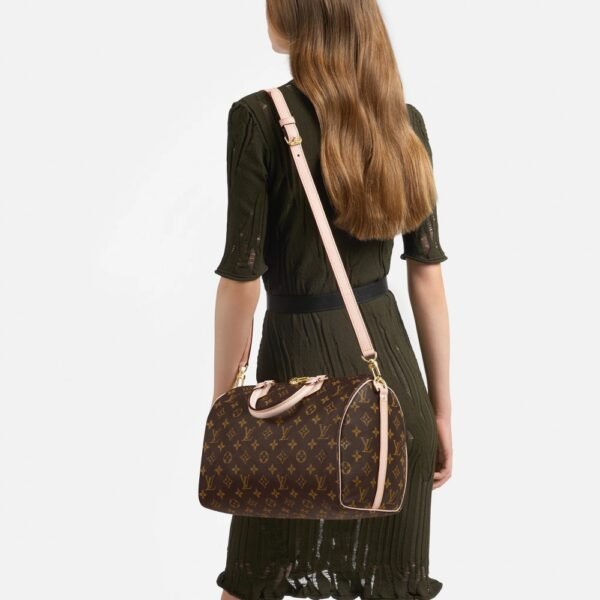 438171c63bea4493f7134d62b258891d.jpg Louis Vuitton Speedy Bandouliere 30 M41112