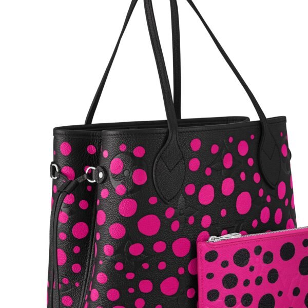 louis-vuitton-lv-x-yk-neverfull-mm-monogram-empreinte-leather-handbags-M46419_PM1_Closeup_20view-scaled-1.jpg Louis Vuitton LV x YK Neverfull MM M46419 Noir Fuchsia