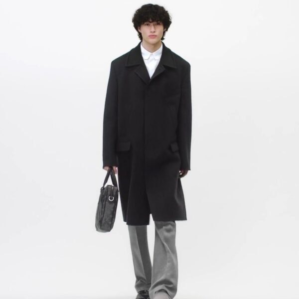 louis-vuitton-porte-documents-voyage-pm-monogram-eclipse-bags-M46457_1.jpg Louis Vuitton M46457 Porte-Documents Voyage PM Black